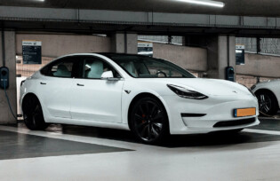 Se dispara el interés por el coche eléctrico en España en 2020 Se dispara el interés por el coche eléctrico en España en 2020