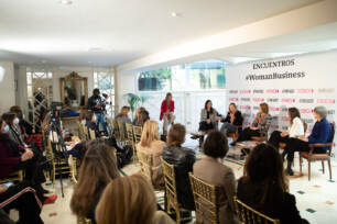 ¿Qué cambios provoca la digitalización en los hábitos de consumo? Ruth Blanch lo analiza en Woman Business ¿Qué cambios provoca la digitalización en los hábitos de consumo? Ruth Blanch lo analiza en Woman Business