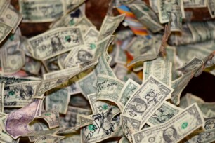 Fundamentos de la compra programática: la diferencia entre el primer y el segundo precio en las subastas en tiempo real (RTB) Fundamentos de la compra programática: la diferencia entre el primer y el segundo precio en las subastas en tiempo real (RTB)