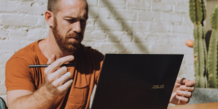 ASUS vuelve a apostar por Rebold Chile