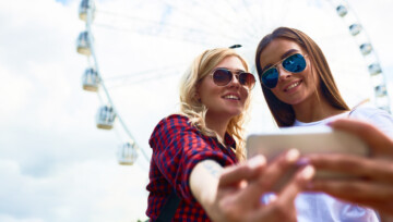 El marketing turístico y los parques temáticos como herramienta de comunicación cultural El marketing turístico y los parques temáticos como herramienta de comunicación cultural