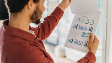 Customer Lifetime Value: convierte clientes en ingresos recurrentes Customer Lifetime Value: convierte clientes en ingresos recurrentes